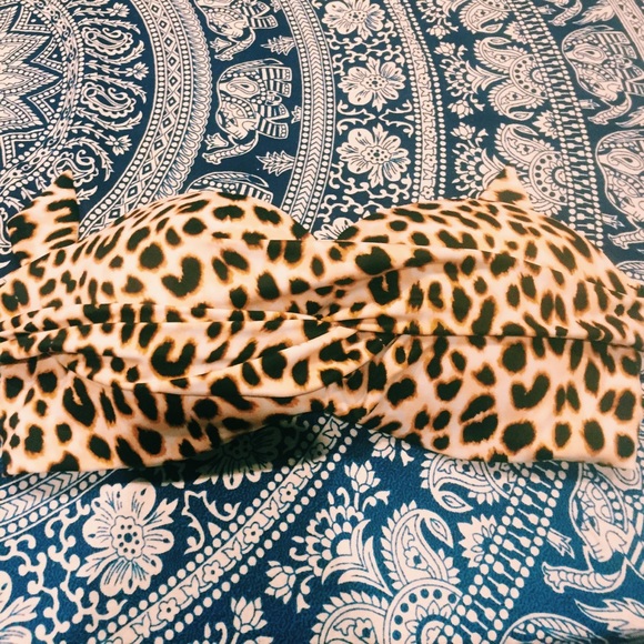 PINK VS cheetah bathing suit top - Picture 2 of 4